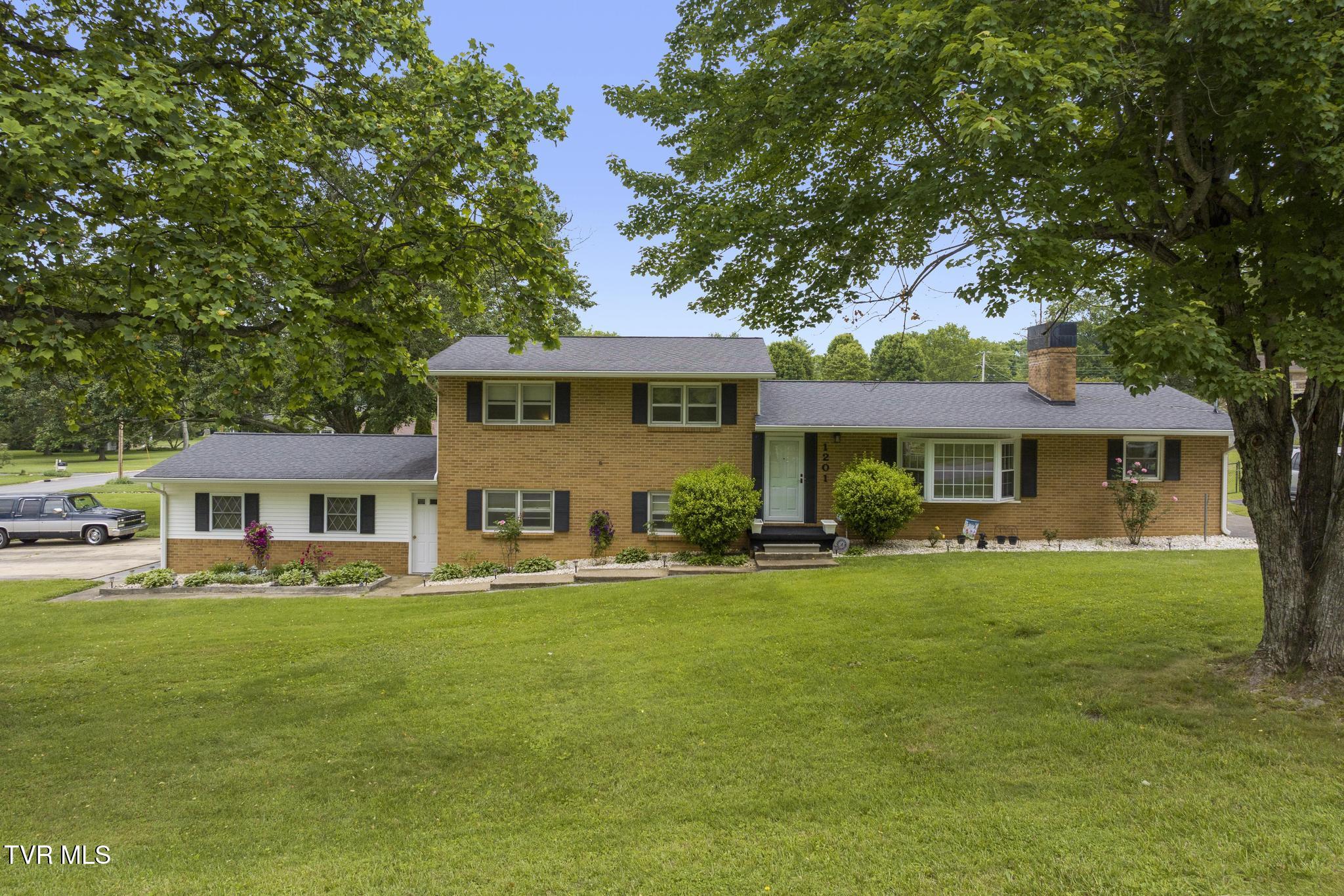 1201 Beechwood Drive, Johnson City, Tennessee image 2