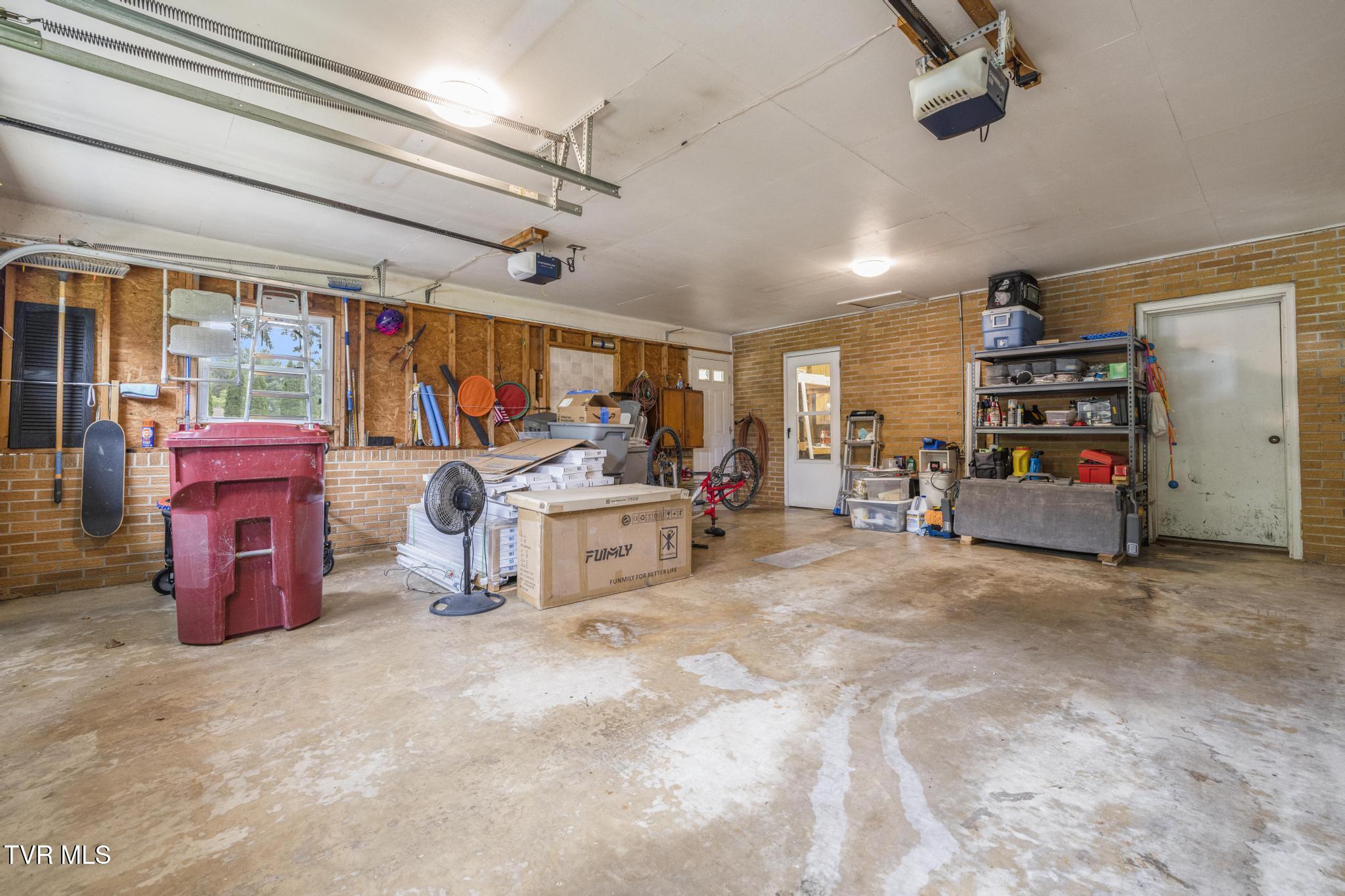 1201 Beechwood Drive, Johnson City, Tennessee image 34