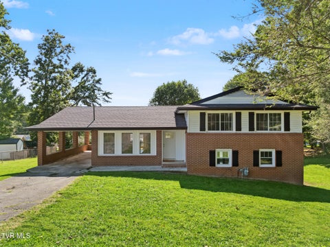 Photo of 204 Dogwood Drive, Greeneville, TN 37745 (MLS # 10001646)