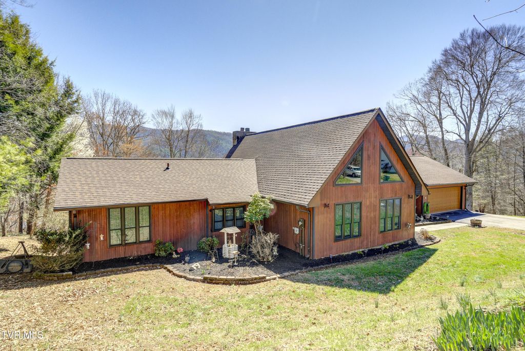 Photo of 154 Horton Ridge Road, Erwin, TN 37650 (MLS # 9992226)