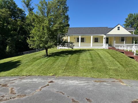 Photo of 1104 Lebanon Road, Kingsport, TN 37663 (MLS # 9995381)