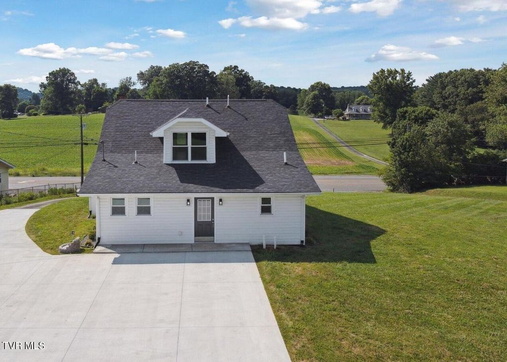 Photo of 16106 Lee Highway, Bristol, VA 24202 (MLS # 9990115)