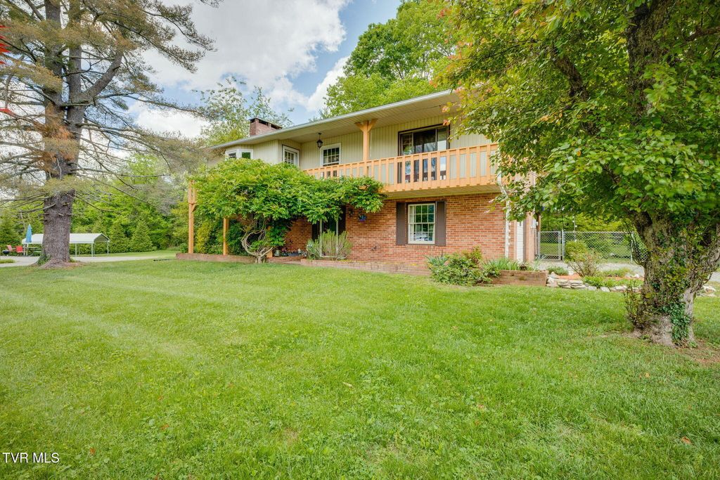 Photo of 824 Balsam Circle, Erwin, TN 37650 (MLS # 9994866)