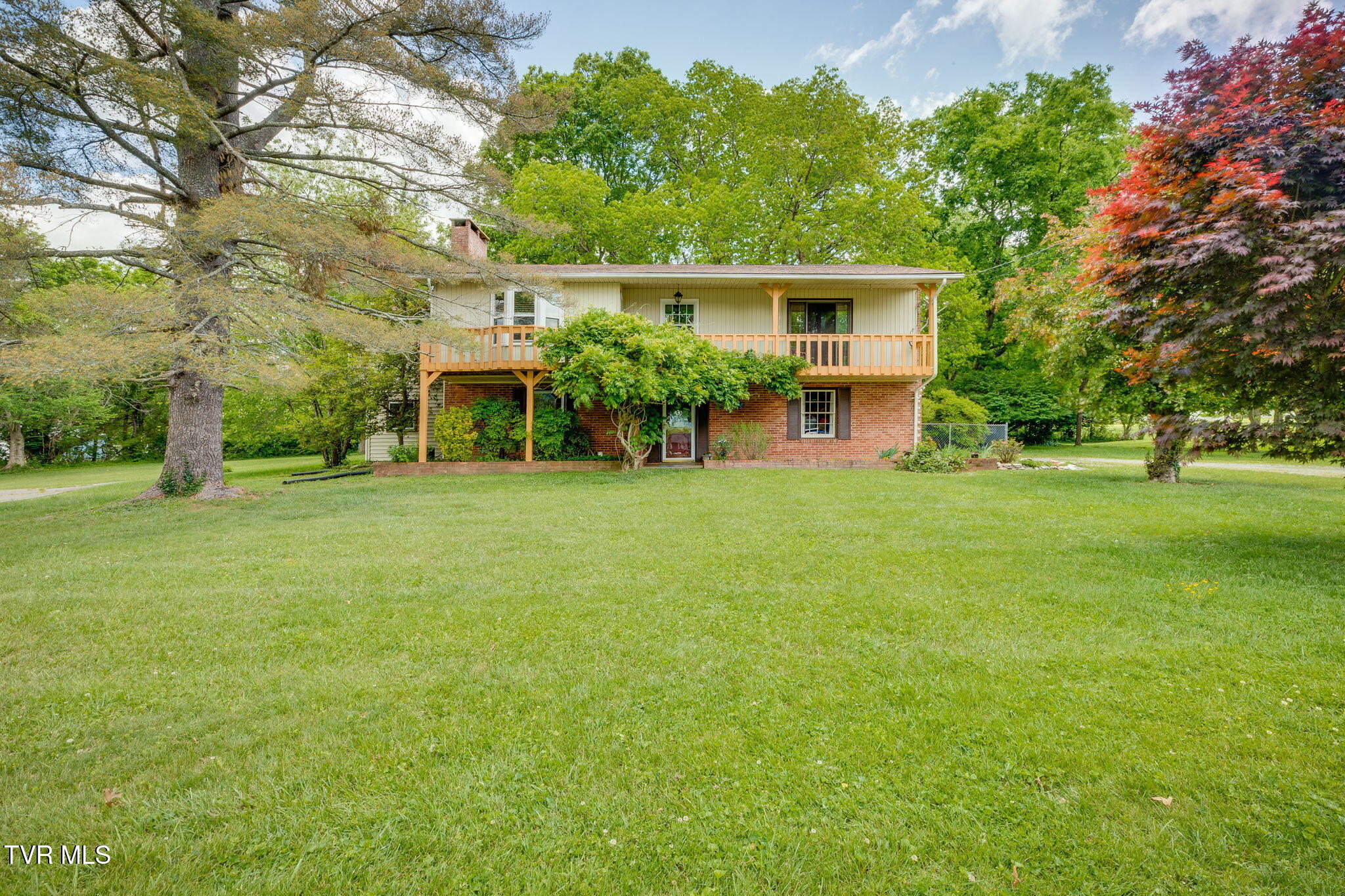 824 Balsam Circle