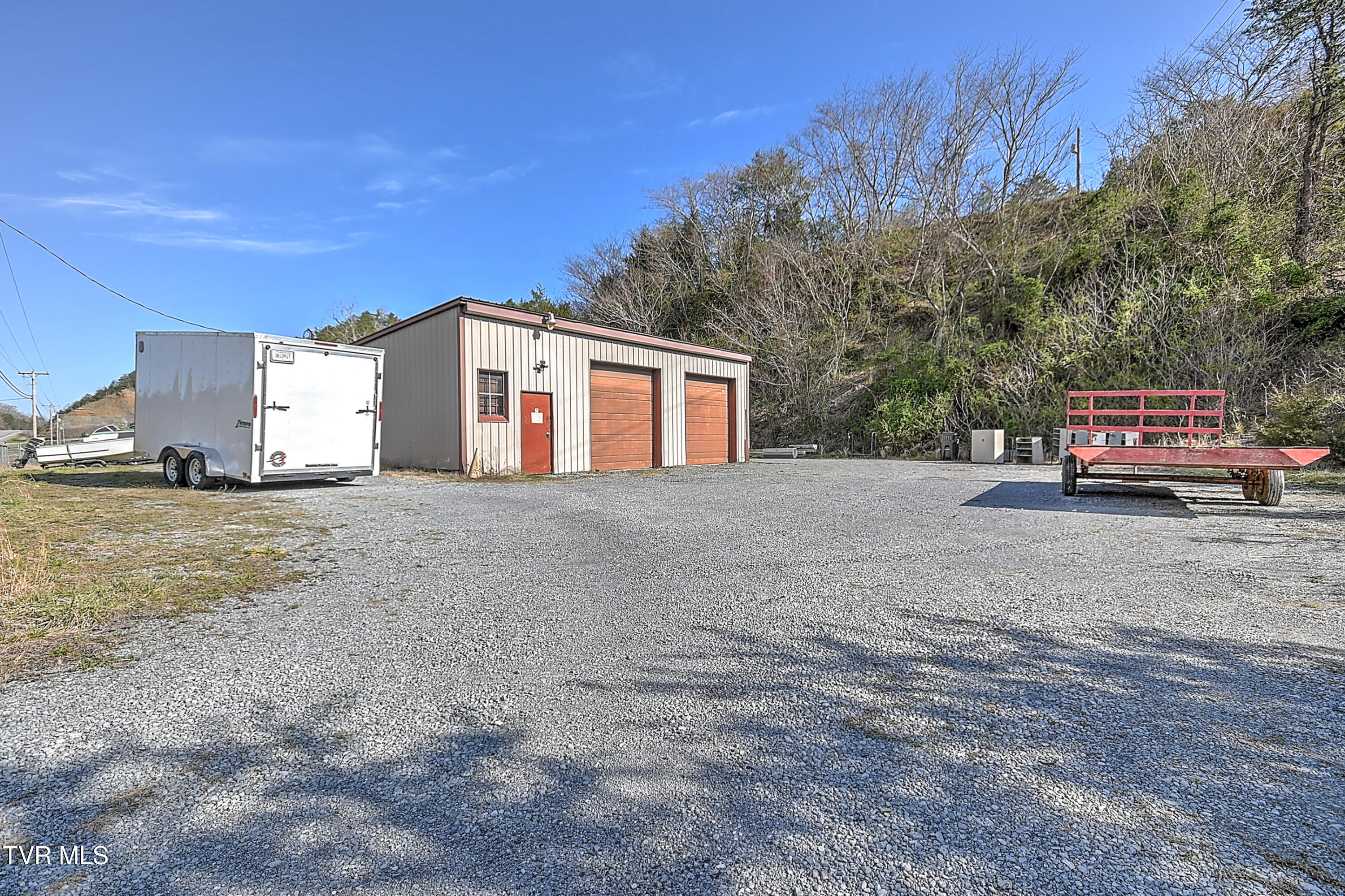 1391-1397 Highway 19e, Bluff City, Tennessee image 4
