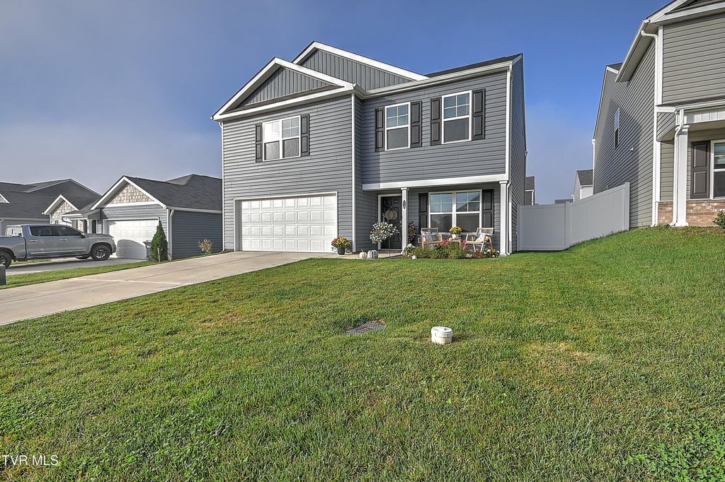 Photo of 110 Crawford Circle, Bristol, TN 37620 (MLS # 9989325)