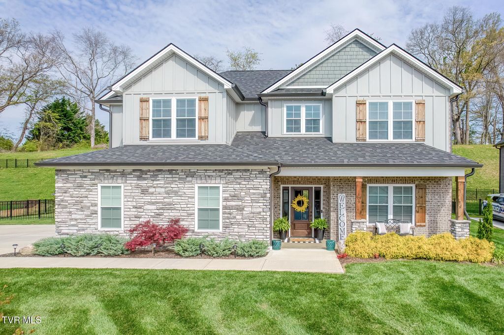 Photo of 179 Tanners Cove, Johnson City, TN 37615 (MLS # 9994063)