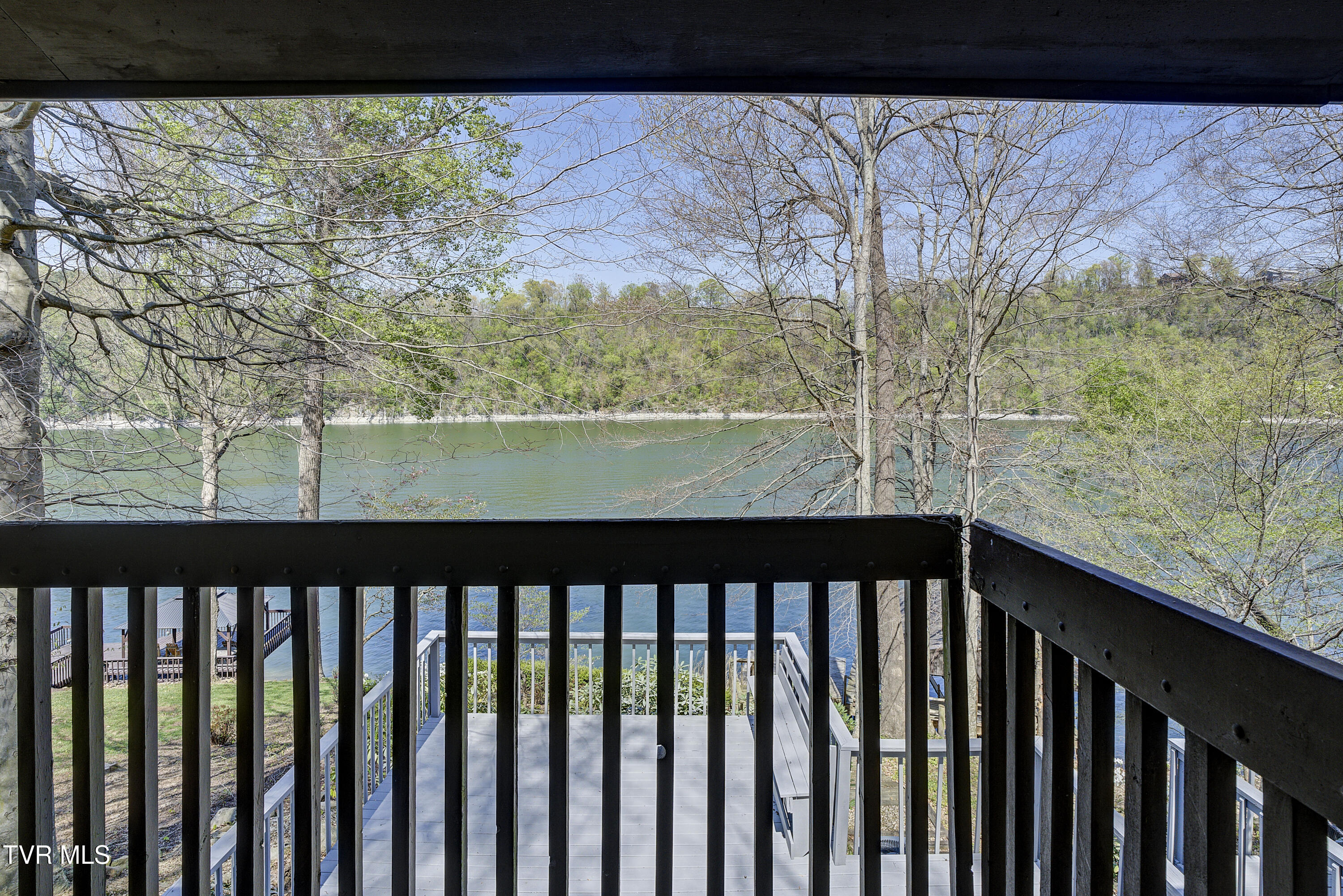 760 Lake Point Drive