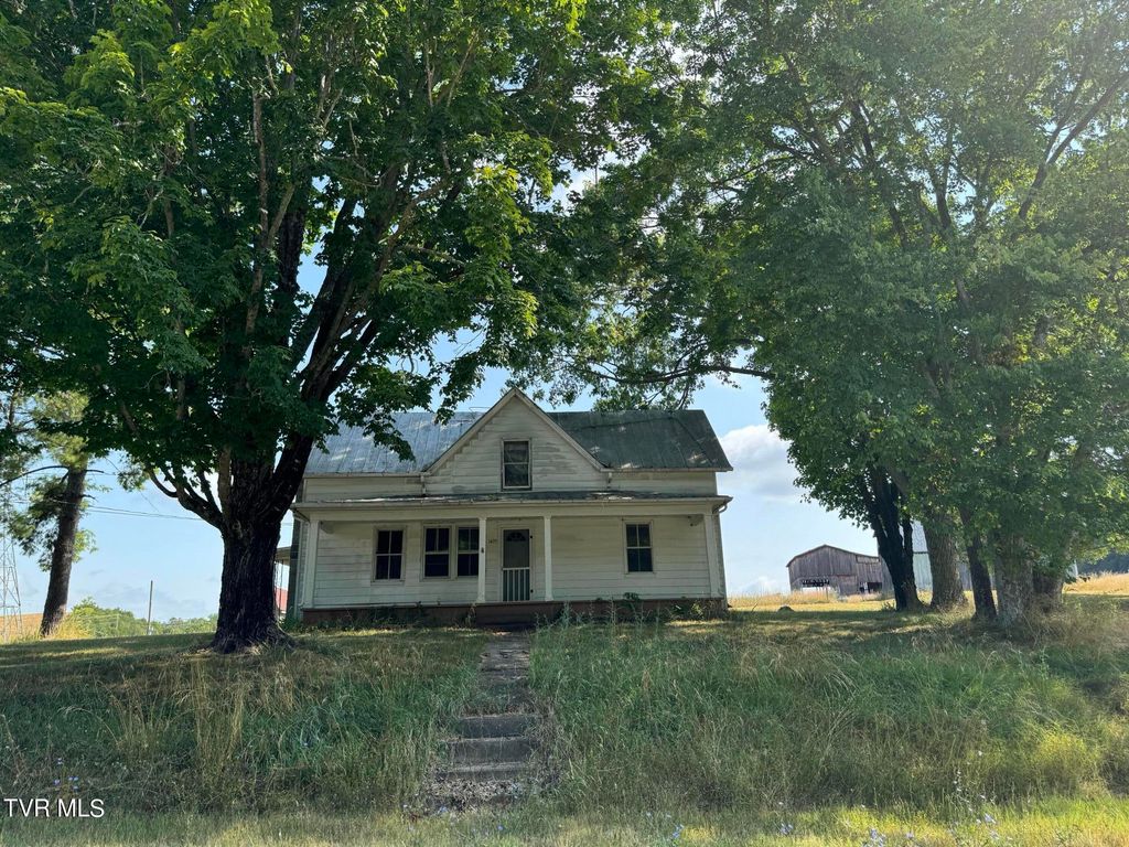 Photo of 1470 Old Knoxville Highway, Greeneville, TN 37743 (MLS # 9968722)
