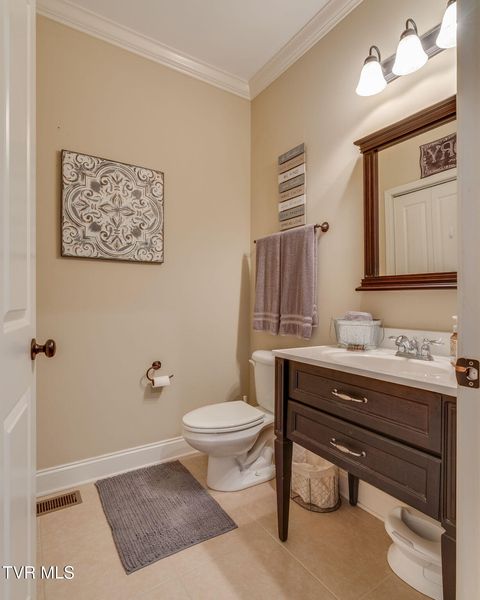 Tiny photo for 601 West Mountain View Road #300, Johnson City, TN 37604 (MLS # 9986343)