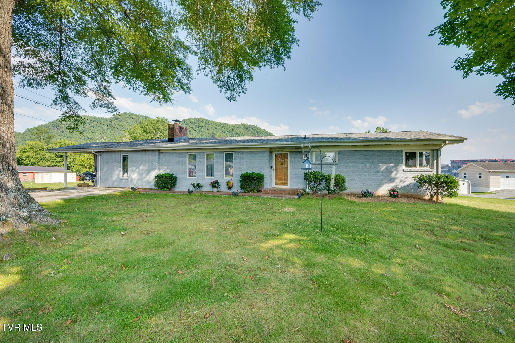 200 Windy Hills Drive, Bristol, Tennessee image 1