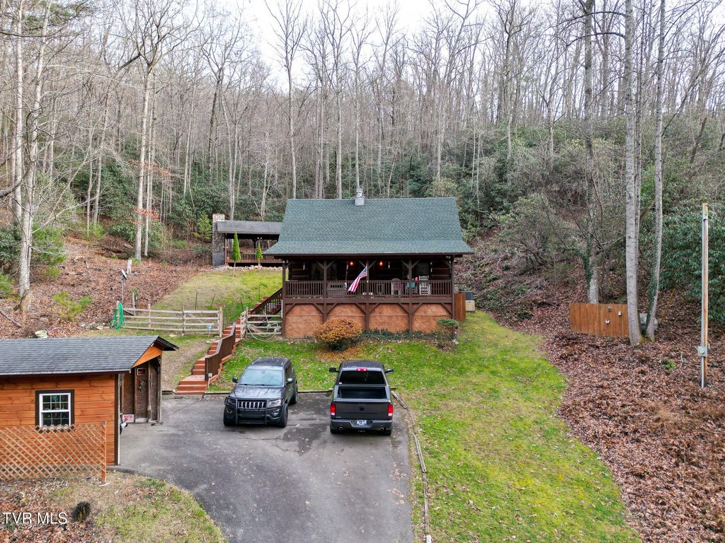 Photo of 930 Preserve Way, Mountain City, TN 37683 (MLS # 9988836)