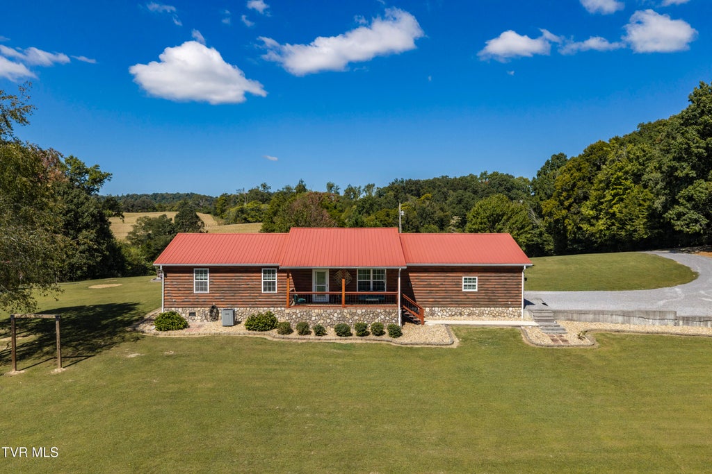 Photo of 7806 Old Stage Road, Chuckey, TN 37641 (MLS # 10001633)