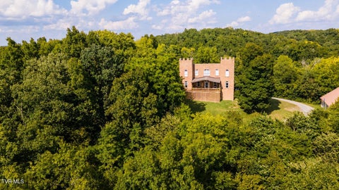 Homes For Sale - 1005 Jackson Hollow Road<br/> Mosheim, TN 37818