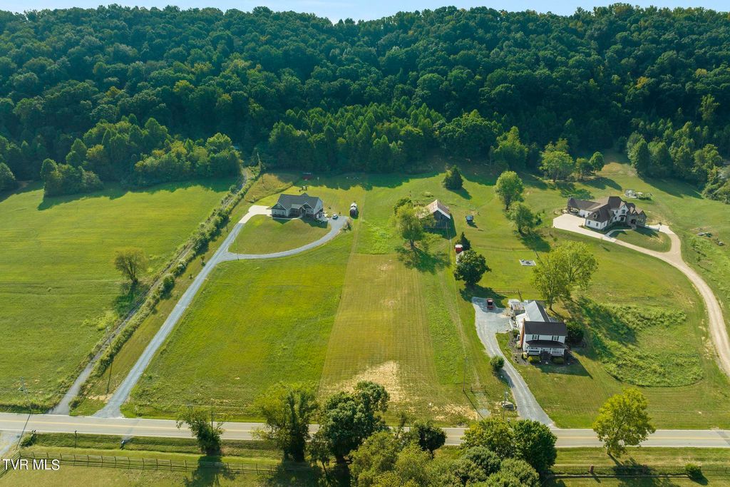 Photo of 2028 Carroll Creek Road, Johnson City, TN 37615 (MLS # 9972907)
