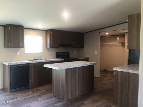 Tiny photo for 2794 Newport Highway, Greeneville, TN 37743 (MLS # 9982910)
