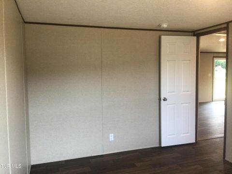 Tiny photo for 2794 Newport Highway, Greeneville, TN 37743 (MLS # 9982910)