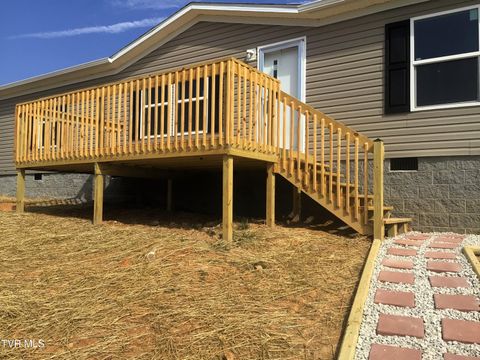 Tiny photo for 2794 Newport Highway, Greeneville, TN 37743 (MLS # 9982910)