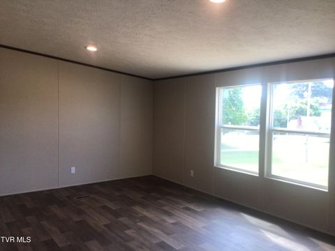 Tiny photo for 2794 Newport Highway, Greeneville, TN 37743 (MLS # 9982910)