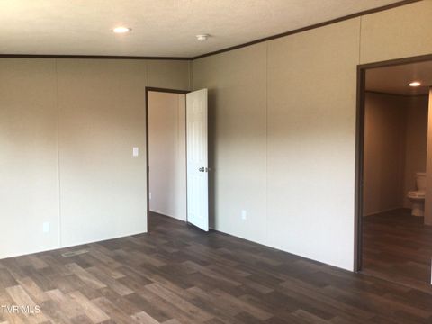 Tiny photo for 2794 Newport Highway, Greeneville, TN 37743 (MLS # 9982910)