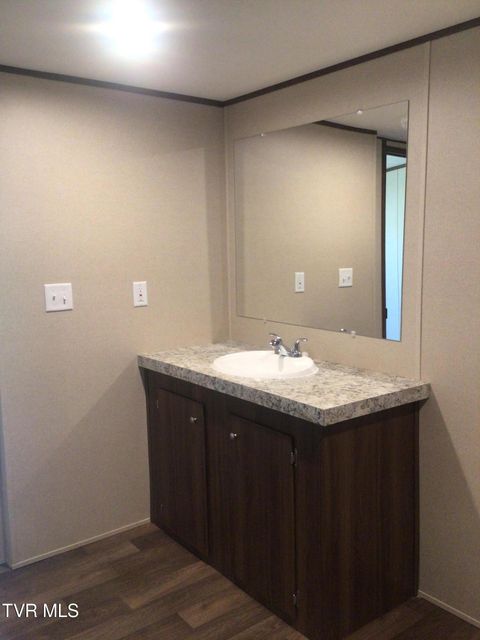 Tiny photo for 2794 Newport Highway, Greeneville, TN 37743 (MLS # 9982910)
