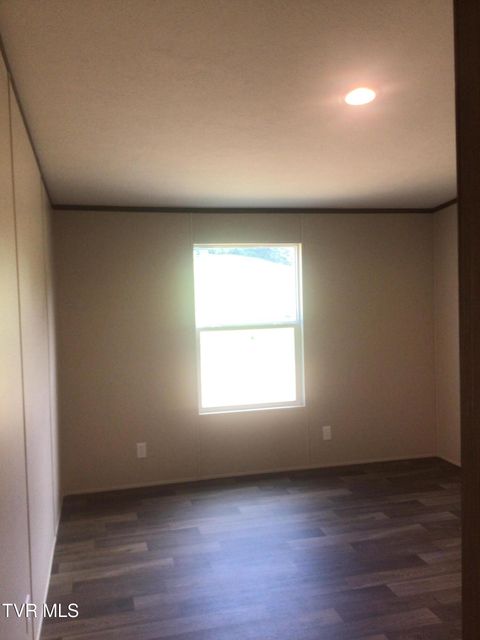 Tiny photo for 2794 Newport Highway, Greeneville, TN 37743 (MLS # 9982910)