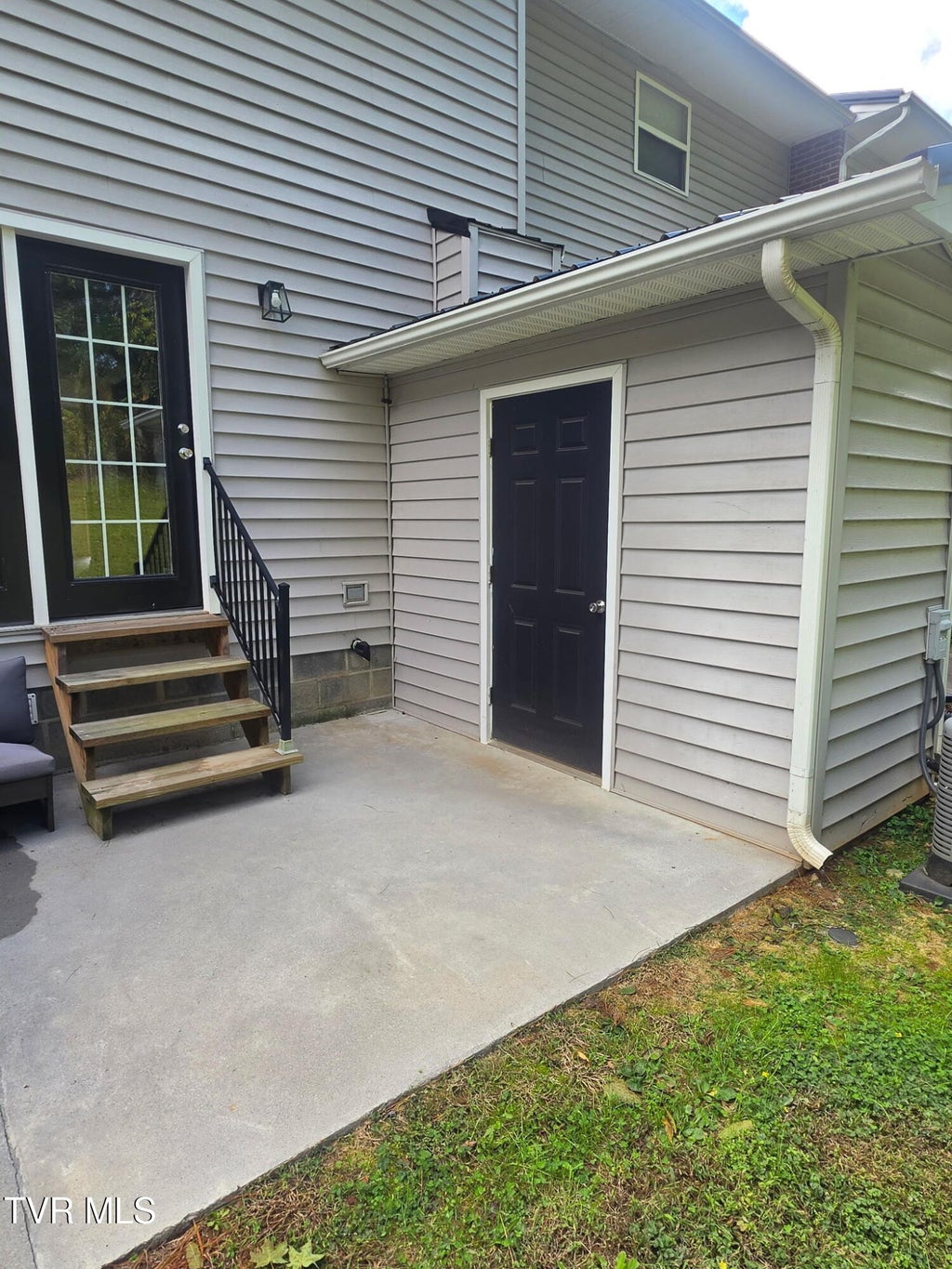 Photo of 201 Ron Royce Drive #7, Elizabethton, TN 37643 (MLS # 10002168)