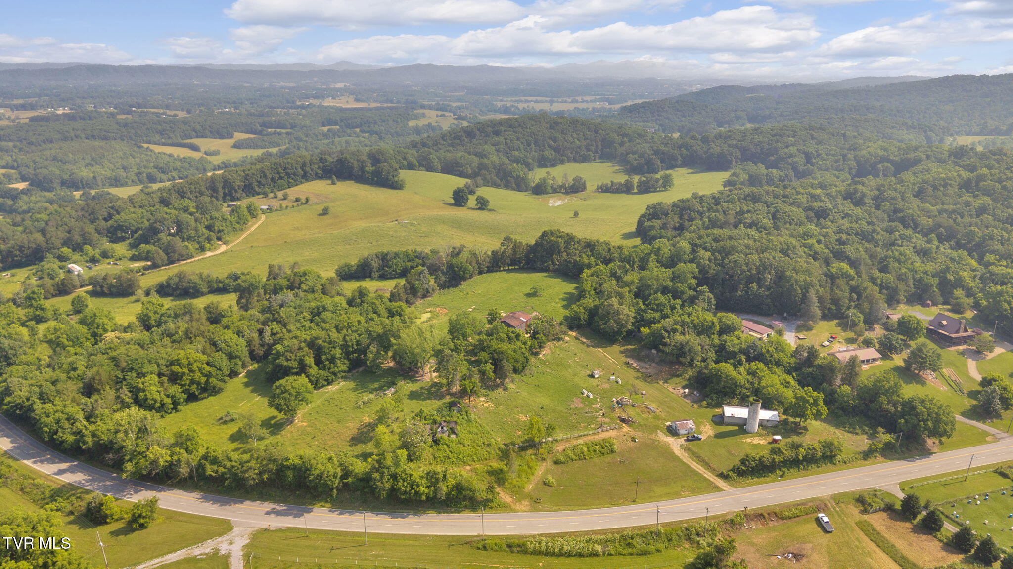 9010 Blue Springs Parkway, Mosheim, Tennessee image 2