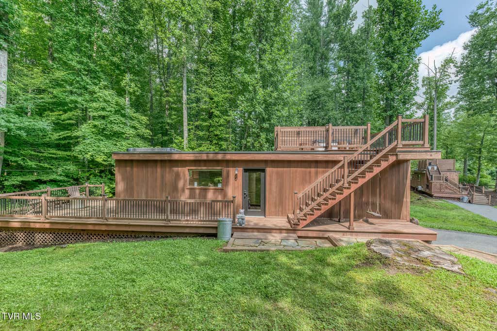 Photo of 154 State Highway 143, Roan Mountain, TN 37687 (MLS # 9999435)