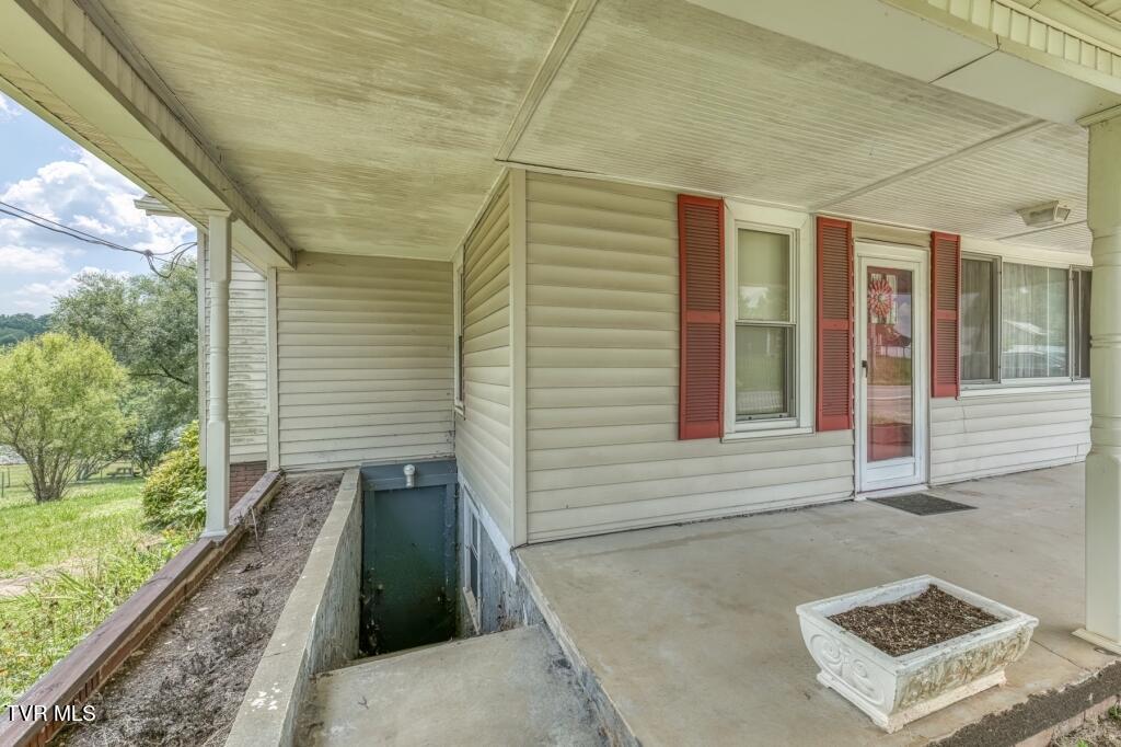 Photo of 1519 Bloomingdale Road, Kingsport, TN 37660 (MLS # 9998755)