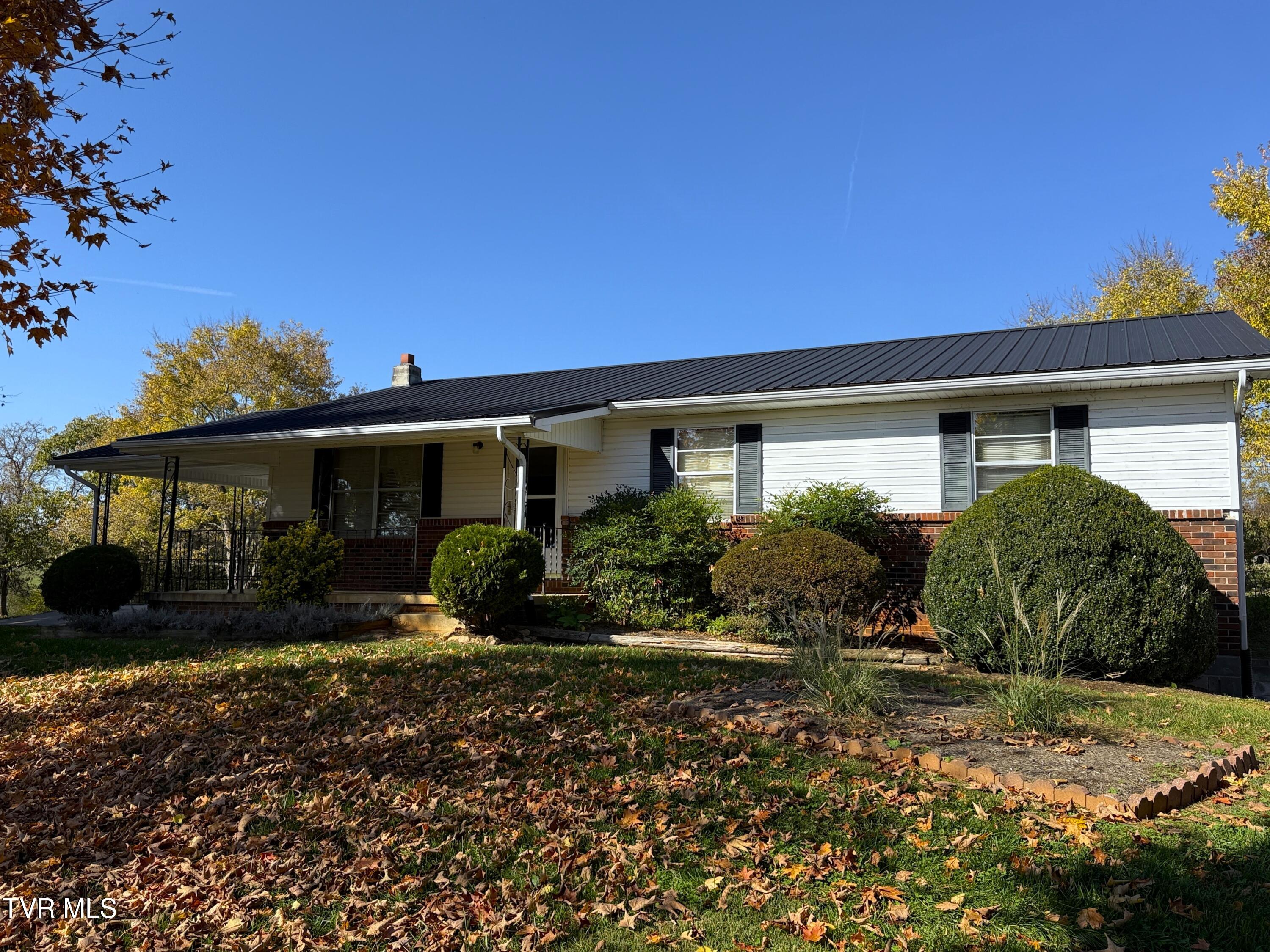 439 Cottage Way, Parrottsville, Tennessee image 2