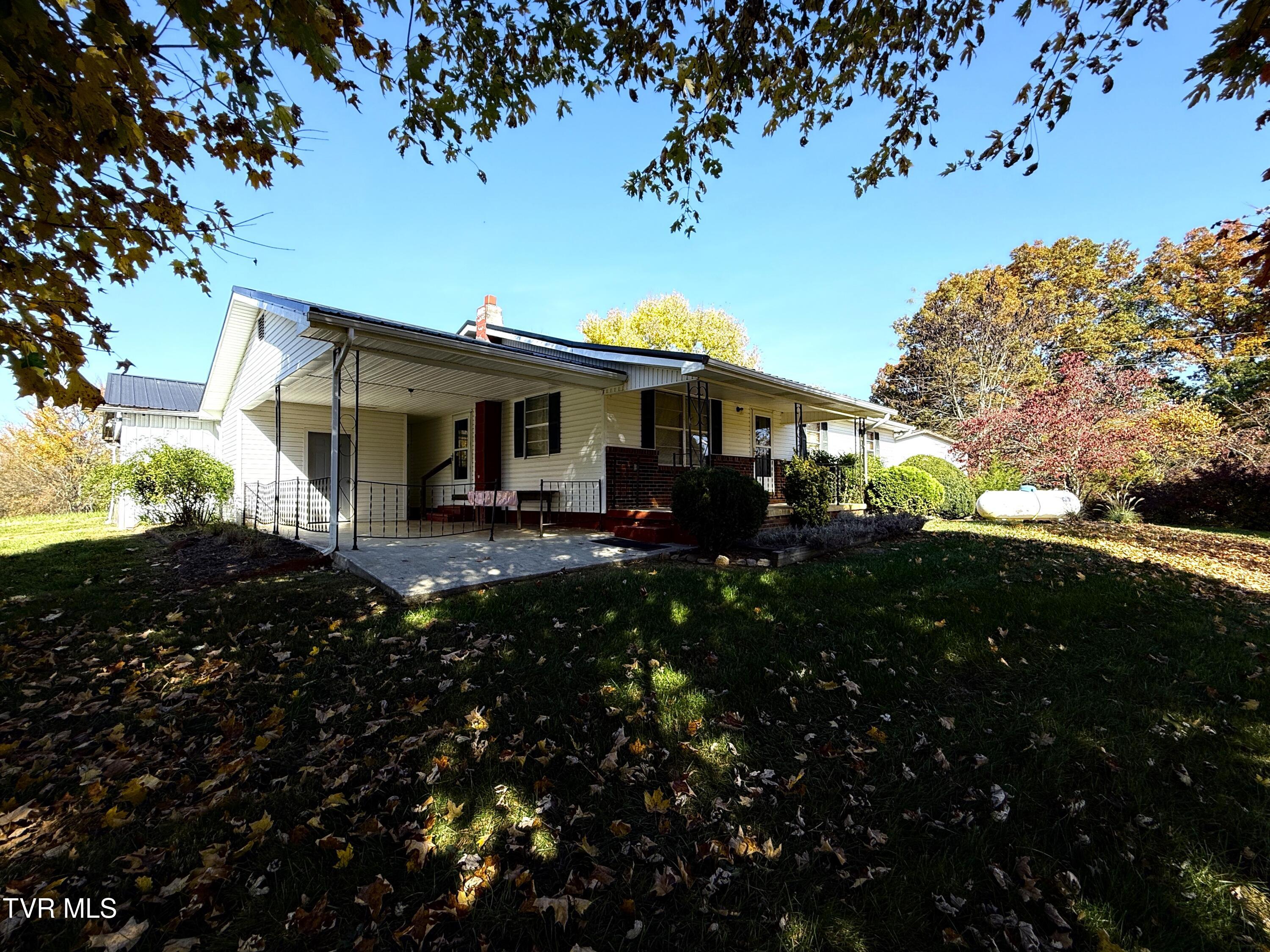439 Cottage Way, Parrottsville, Tennessee image 3