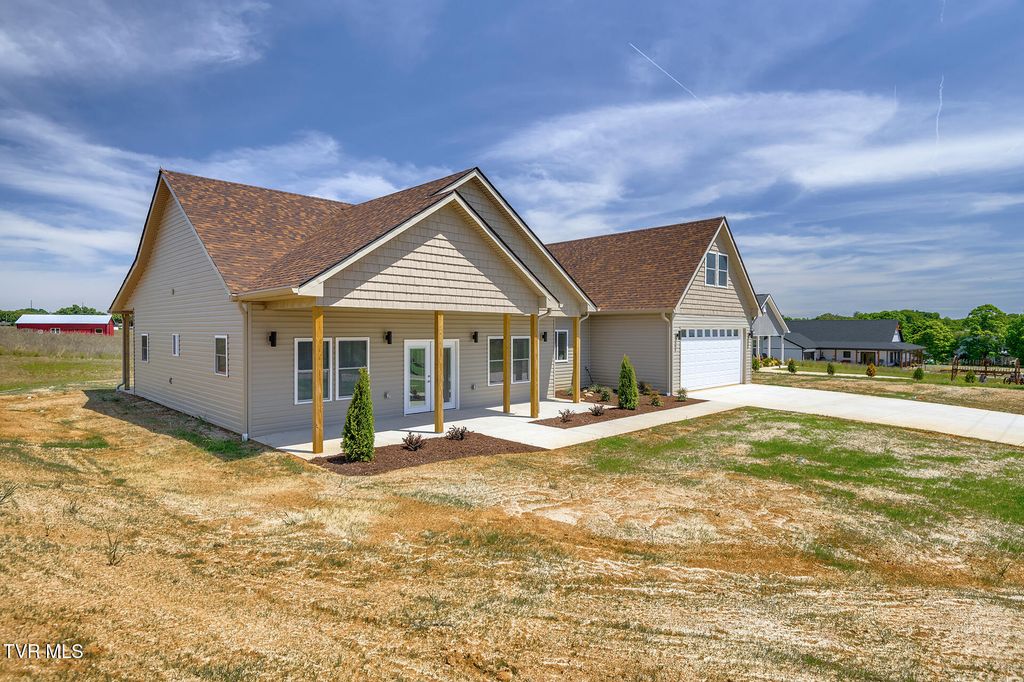 Photo of 685 Old Erwin Highway, Tusculum, TN 37745 (MLS # 9995599)
