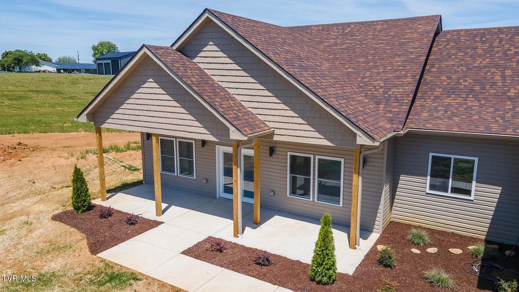 Photo of 685 Old Erwin Highway, Tusculum, TN 37745 (MLS # 9995599)