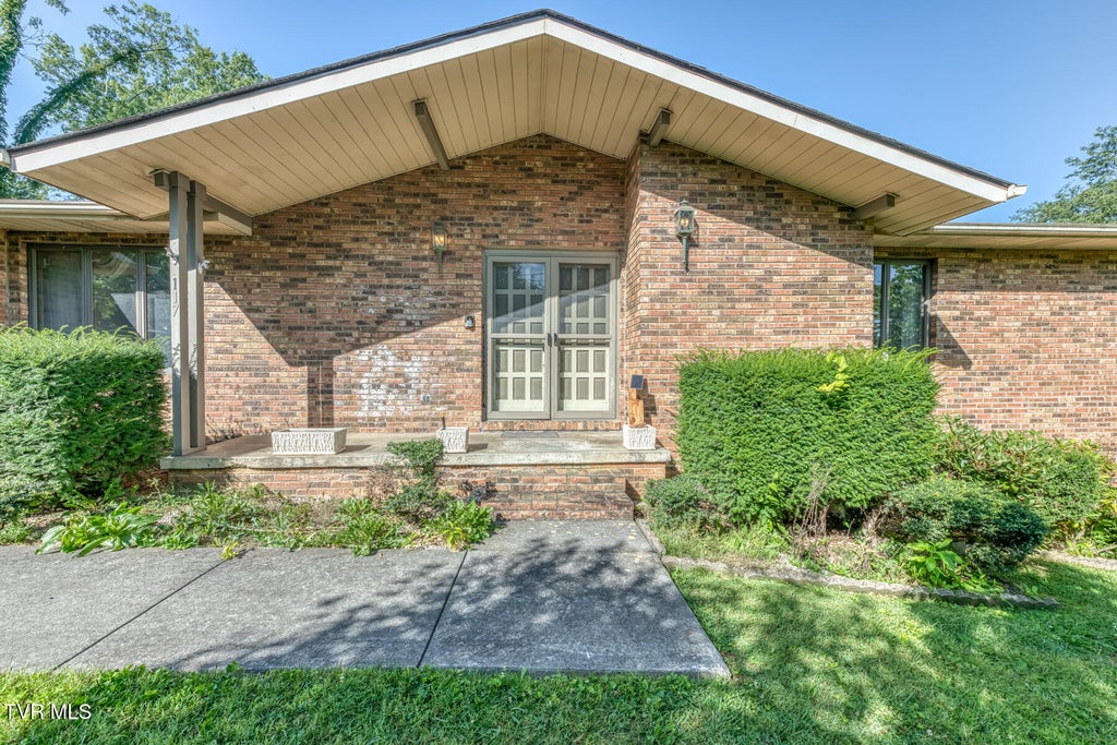Photo of 117 Dellwood Lane, Gray, TN 37615 (MLS # 9997796)