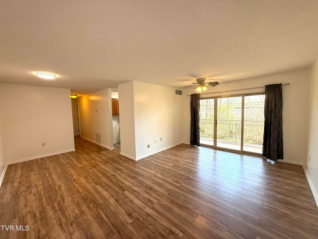 Photo of 1225 Carriage Circle #203, Bristol, VA 24201 (MLS # 9999715)