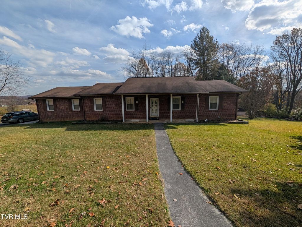 Photo of 14080 Dennis Drive, Bristol, VA 24202 (MLS # 9988073)