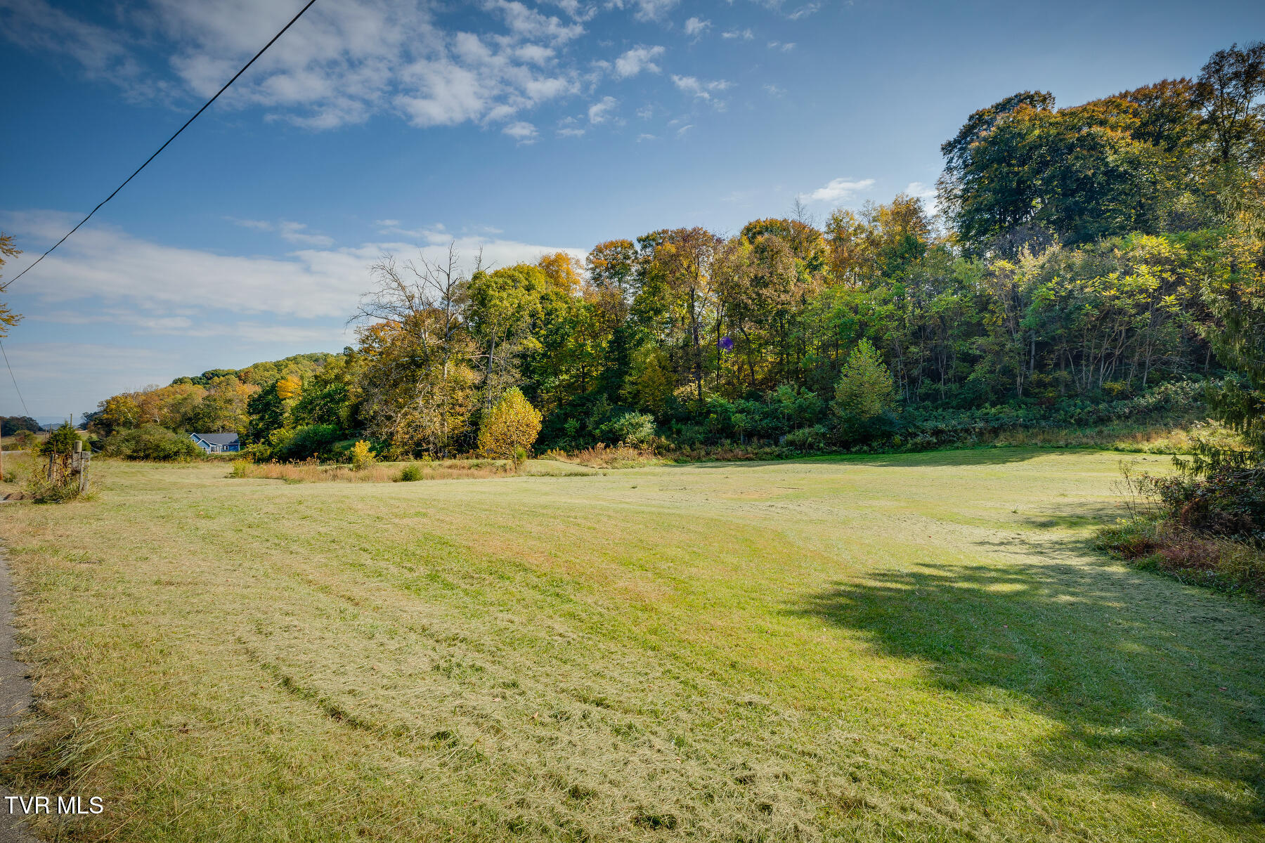 790 Hunting Hill Road, Piney Flats, Tennessee image 2