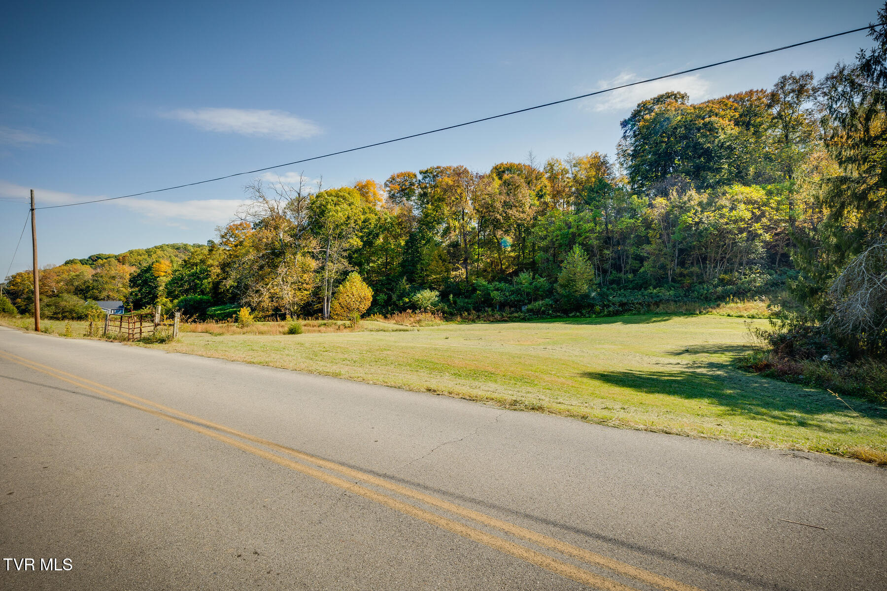 790 Hunting Hill Road, Piney Flats, Tennessee image 1