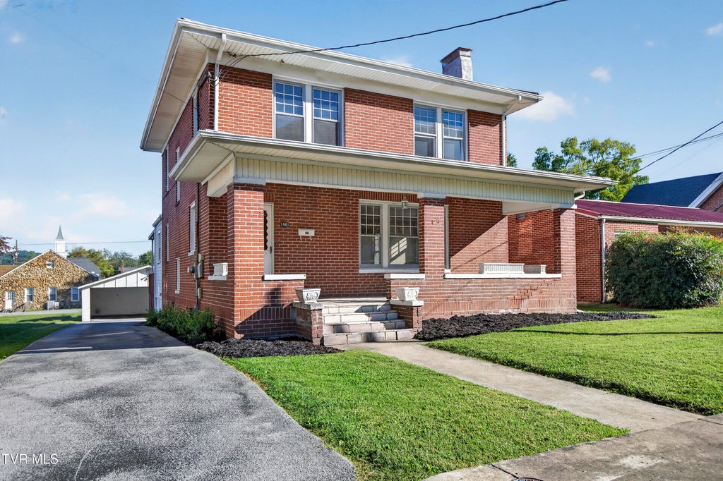 Photo of 1441 Windsor Avenue, Bristol, TN 37620 (MLS # 10002246)