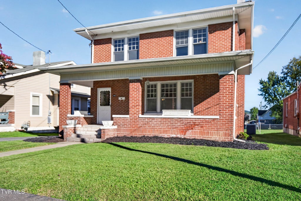 Photo of 1441 Windsor Avenue, Bristol, TN 37620 (MLS # 10002246)
