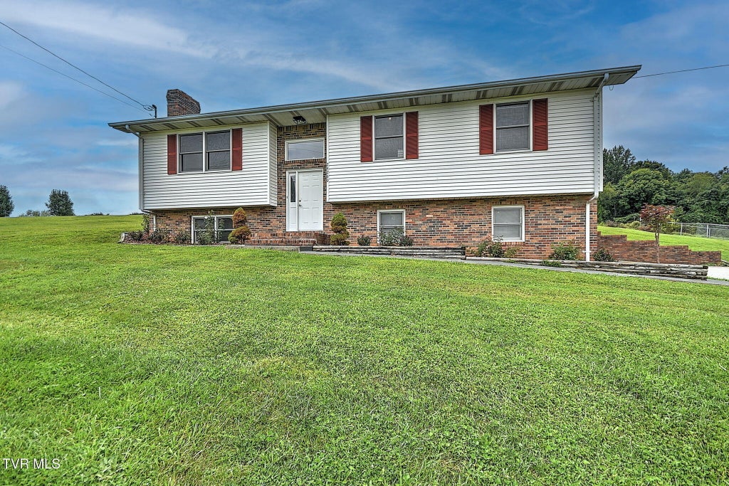 Photo of 24260 Junction Drive, Bristol, VA 24202 (MLS # 9999515)