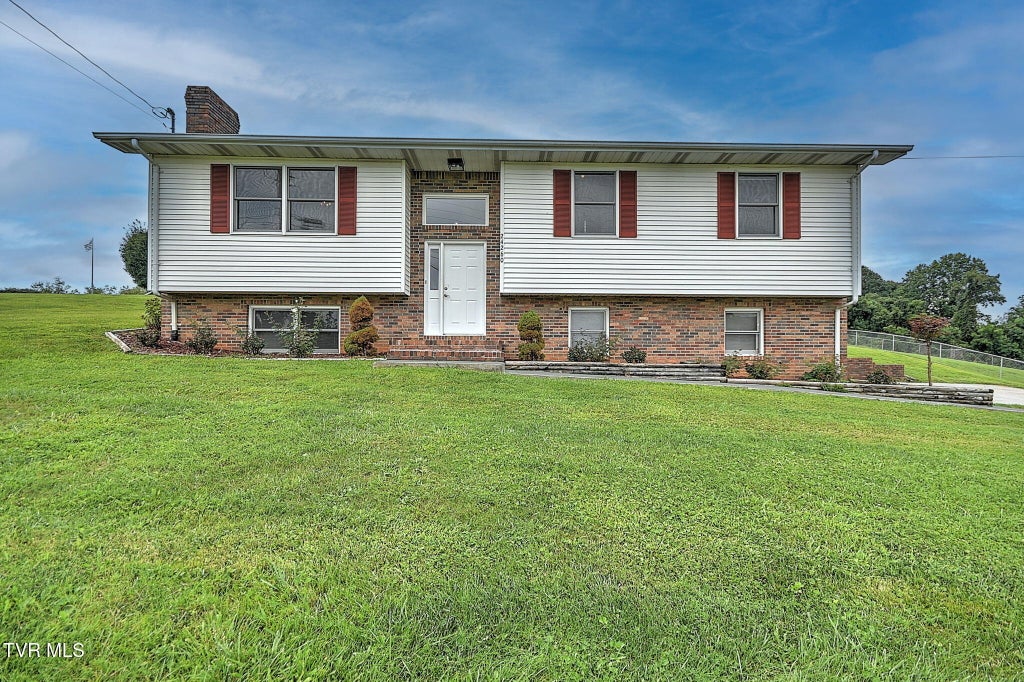 Photo of 24260 Junction Drive, Bristol, VA 24202 (MLS # 9999515)