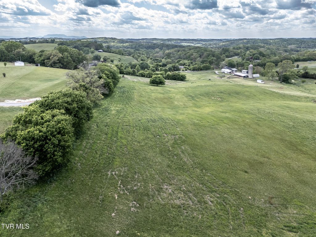 Photo of 2 Bright Hope, Greeneville, TN 37743 (MLS # 9994242)