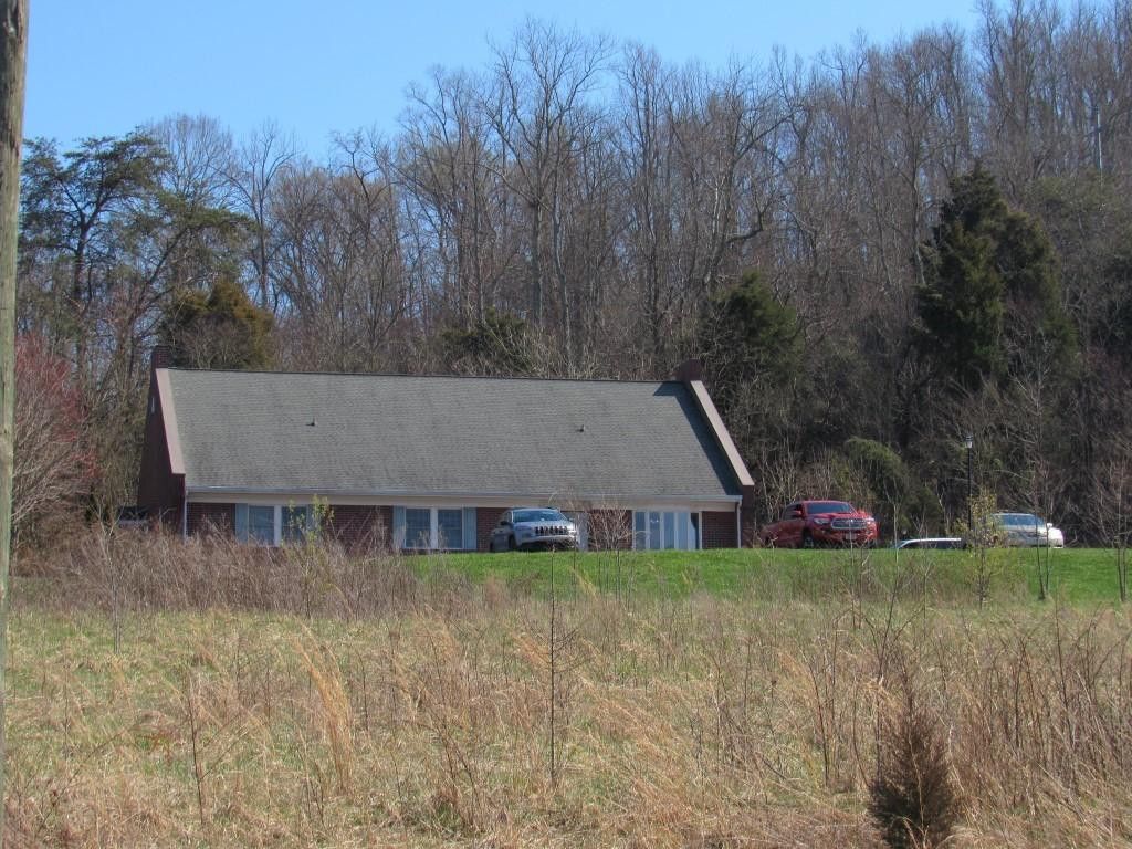 Photo of 6 Rock Springs Road, Kingsport, TN 37664 (MLS # 9988878)
