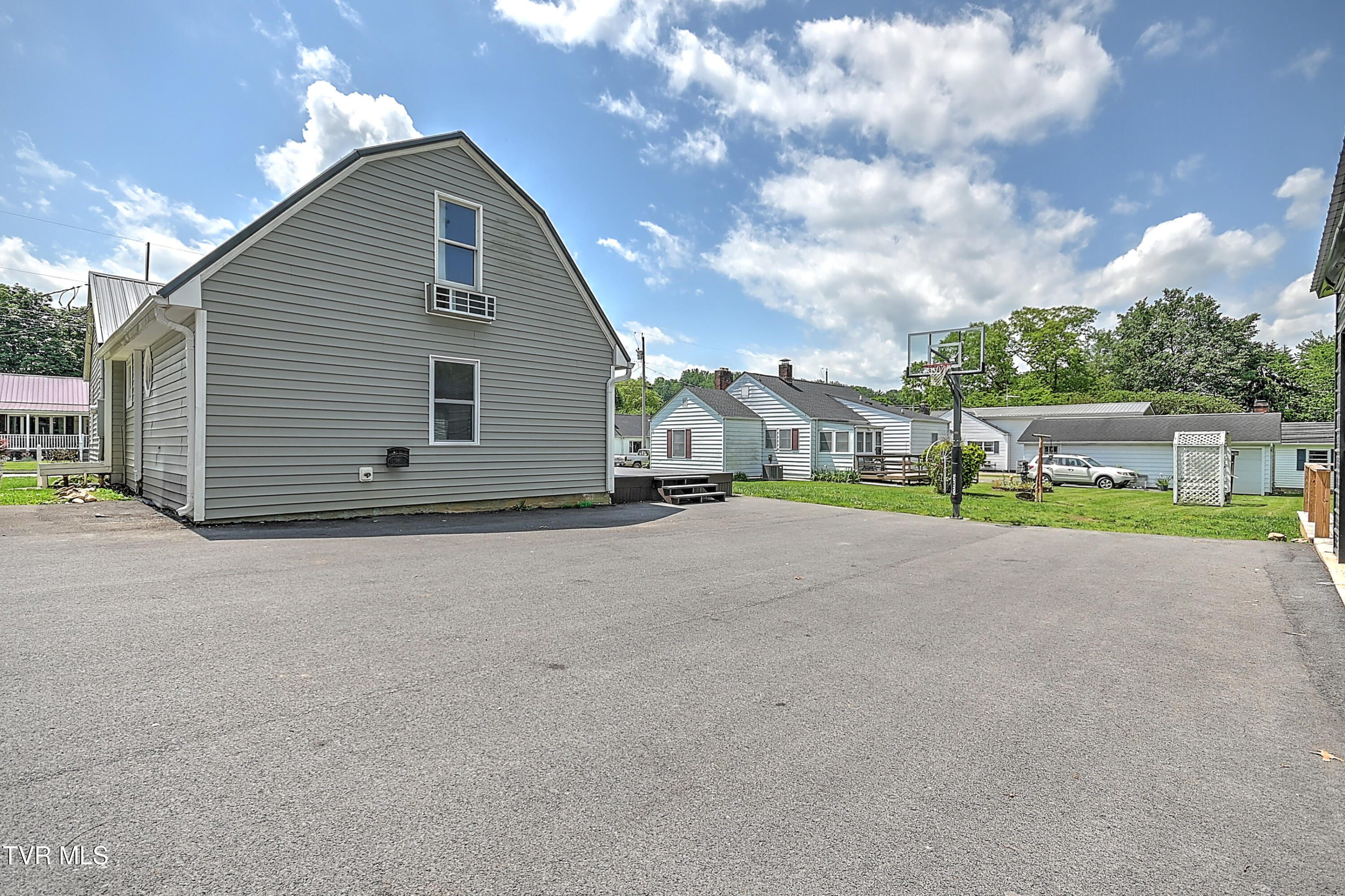 1401 Burgie Street, Elizabethton, Tennessee image 49