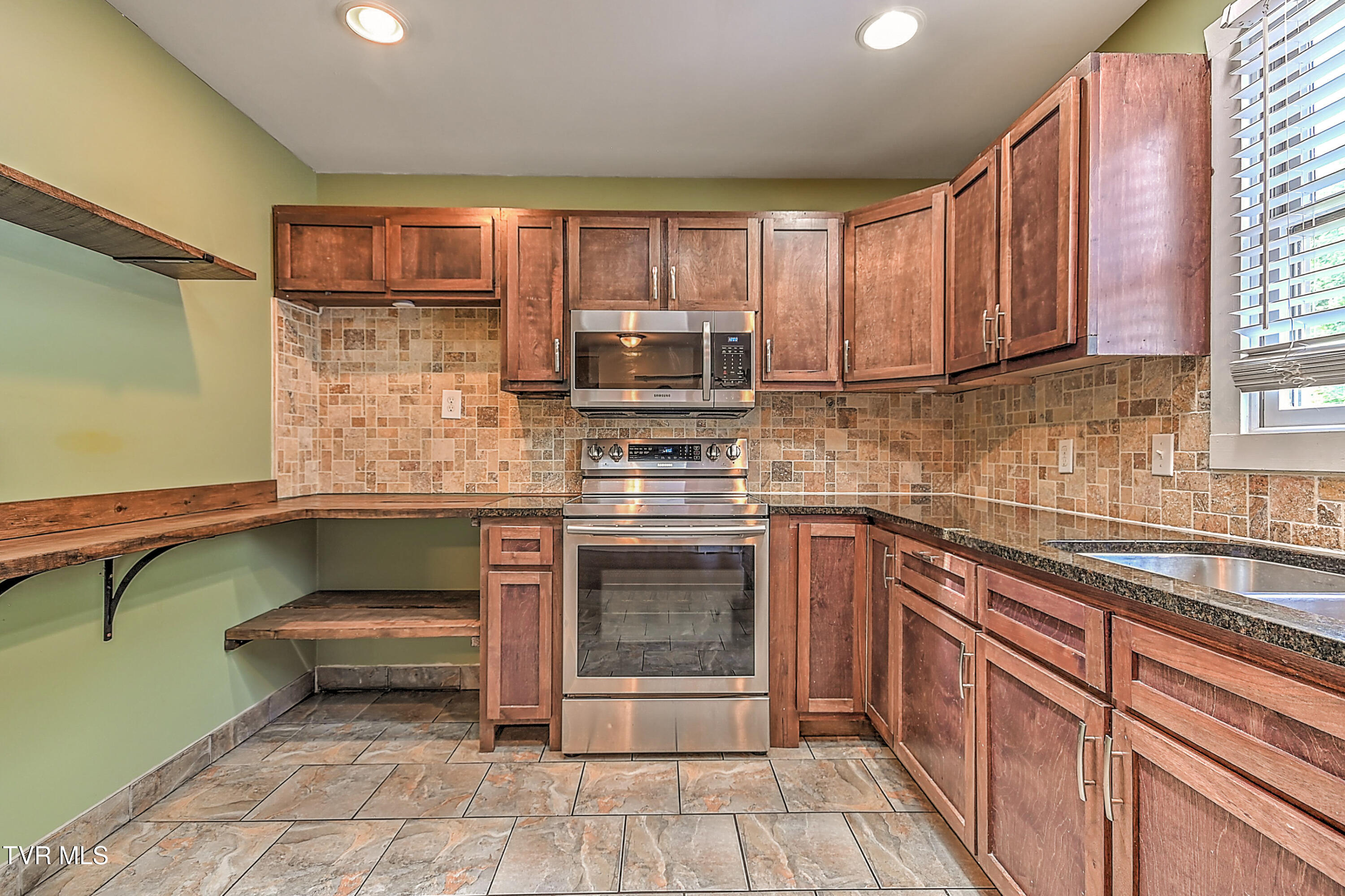1401 Burgie Street, Elizabethton, Tennessee image 25
