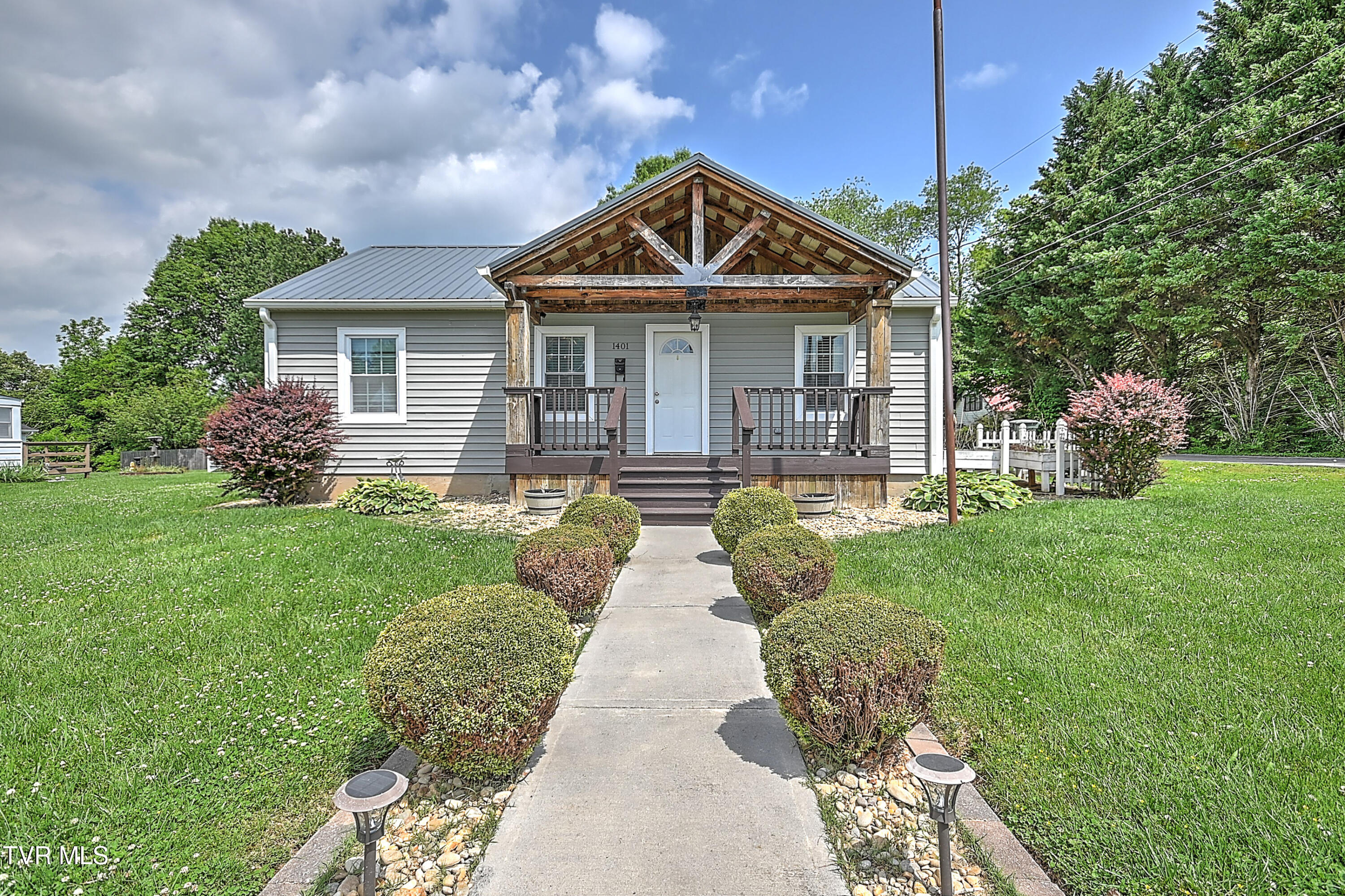 1401 Burgie Street, Elizabethton, Tennessee image 1