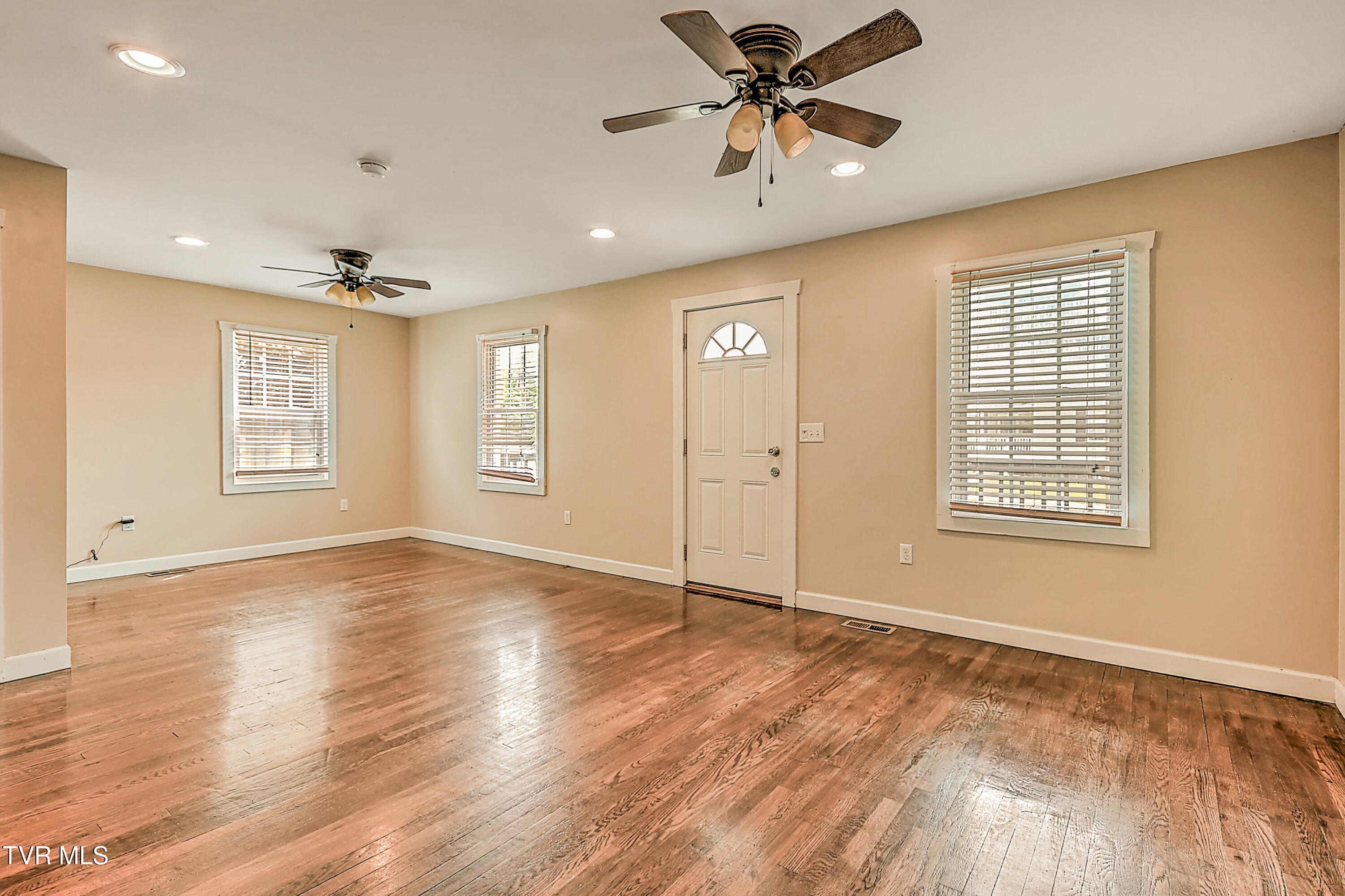 1401 Burgie Street, Elizabethton, Tennessee image 8