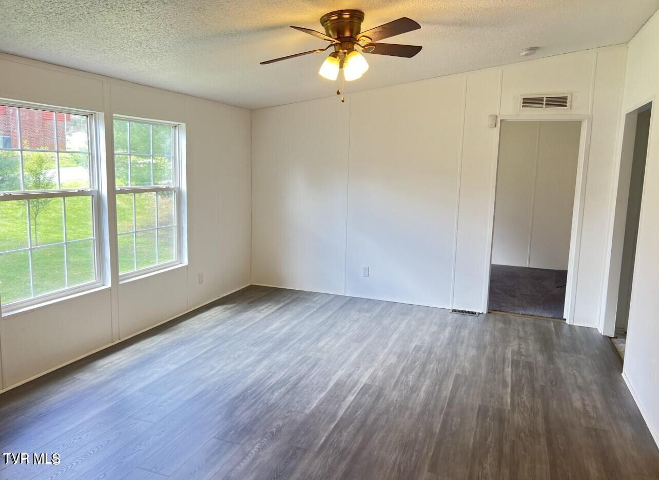 518 E  River Street, Big Stone Gap, Virginia image 19